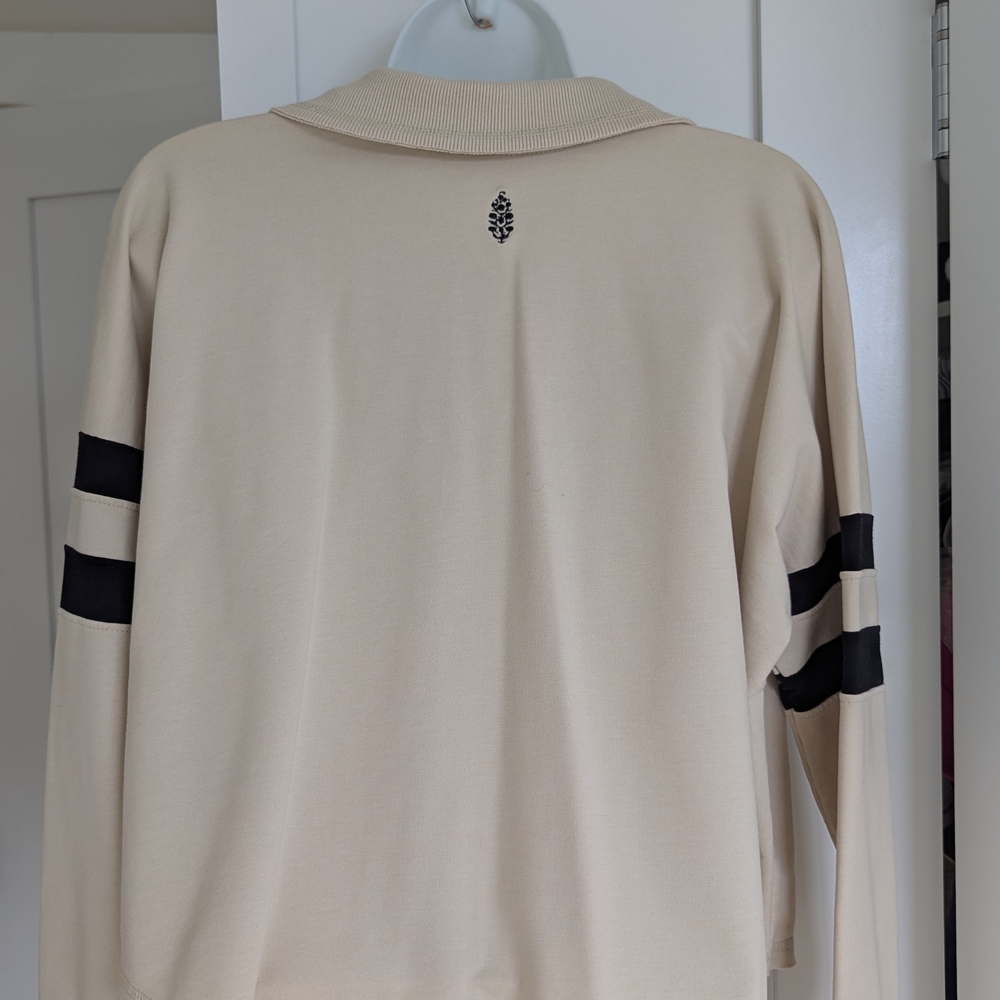 Free People Cream and Black Top - Picture 5 of 6